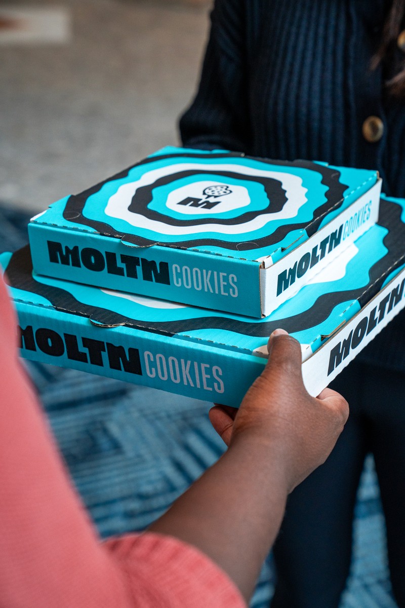 MOLTN cookie gift box