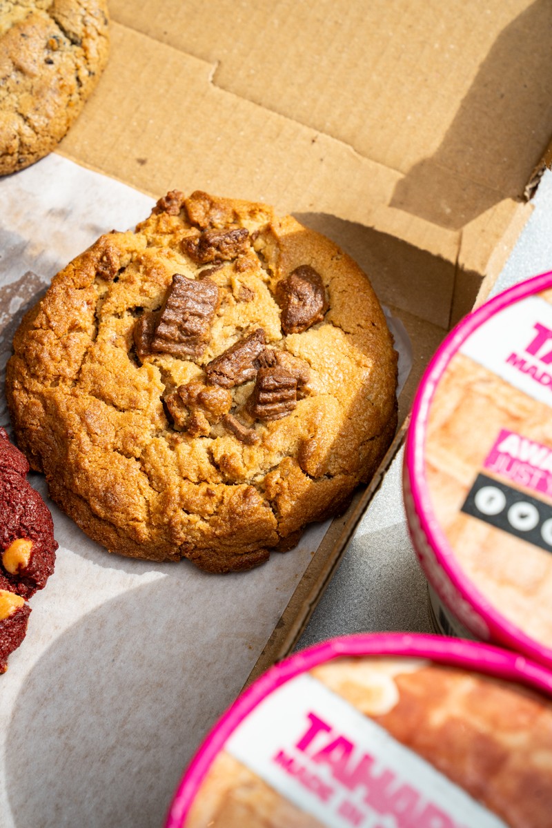 MOLTN cookie gift boxes