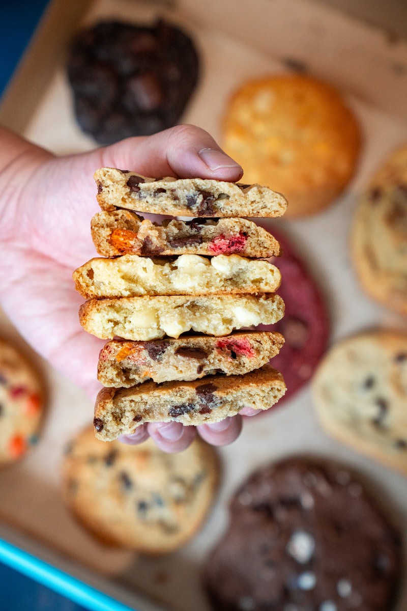 MOLTN cookie gift box