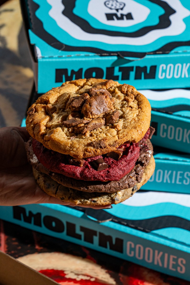 MOLTN cookie gift box