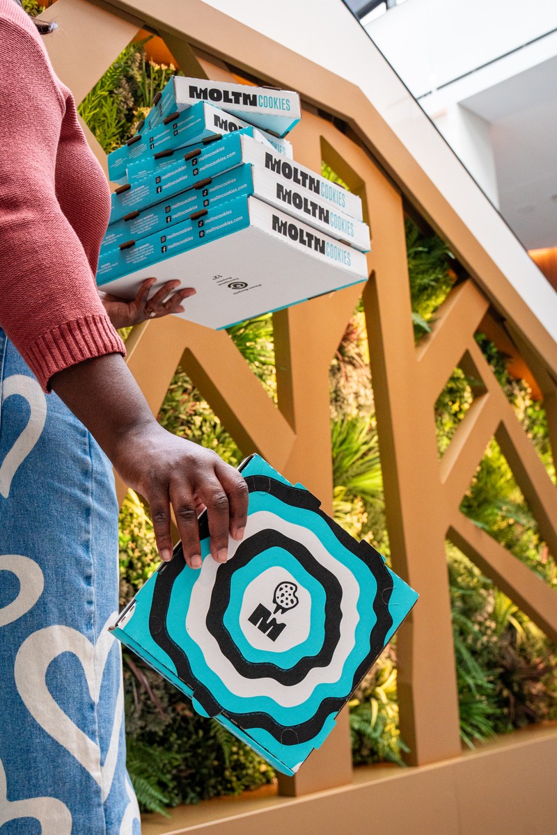 MOLTN cookie gift box