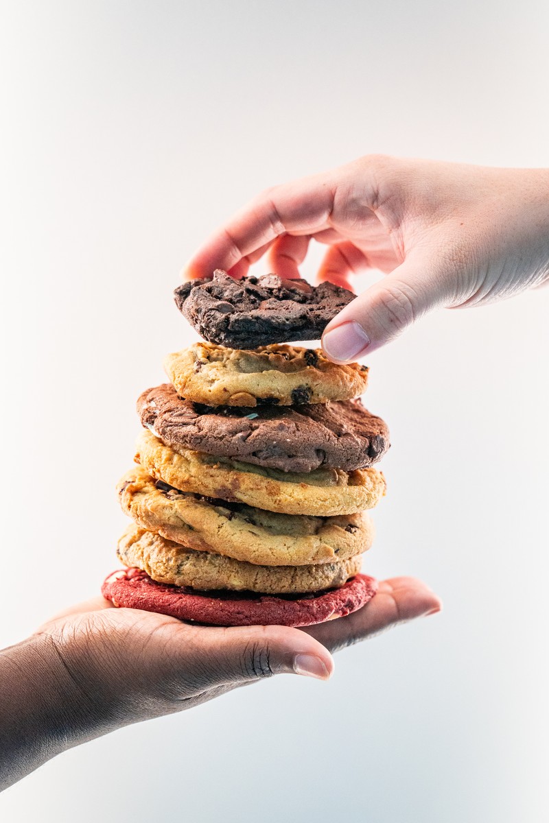 MOLTN cookie gift box