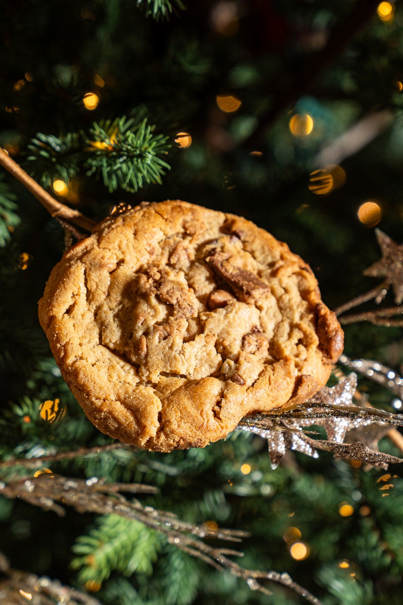 MOLTN cookie gift box