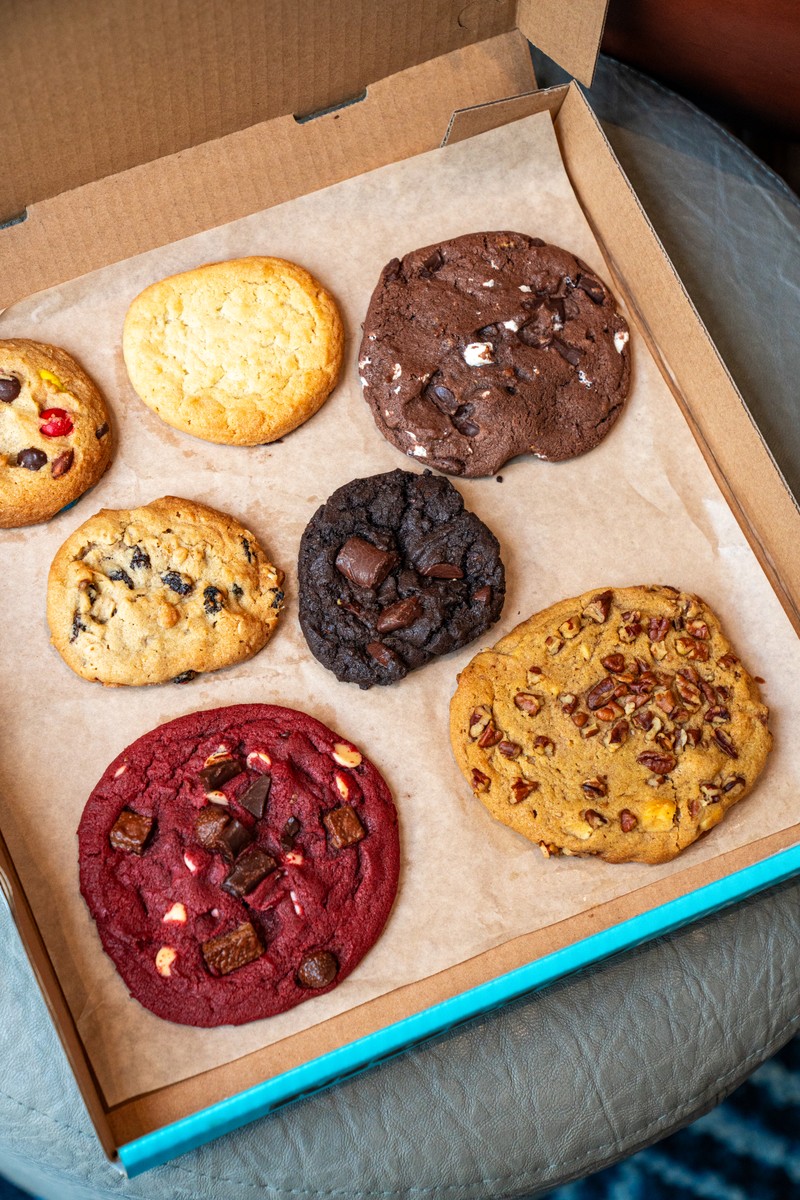 MOLTN cookie gift boxes