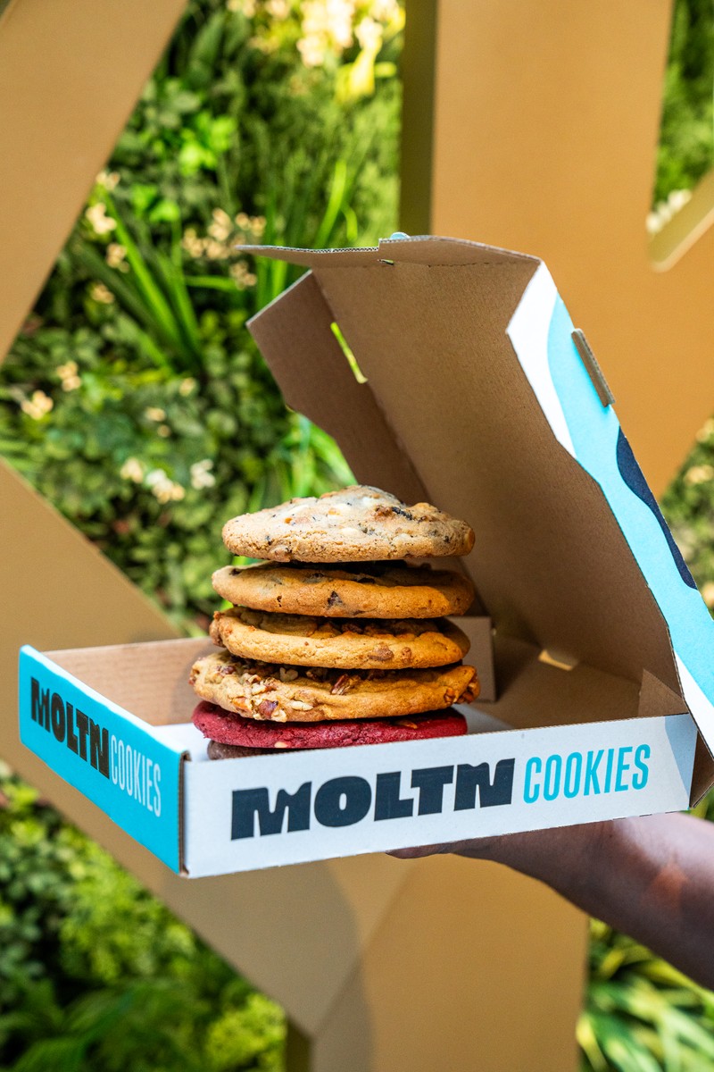 MOLTN cookie gift box