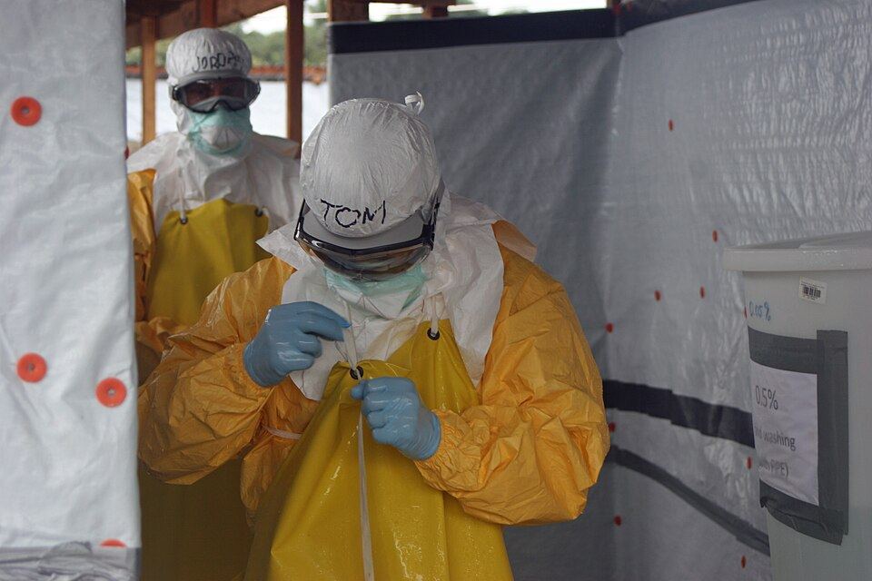 Ebola treatments trial begins in the Democratic Republic of Congo