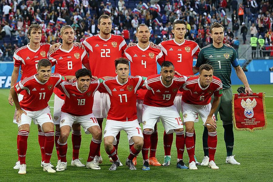Argentina rallies to beat Egypt 3-2 and reach the World Cup quarterfinals