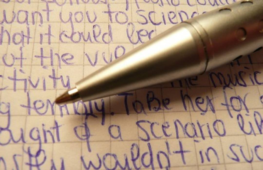 Taking notes by hand helps you remember