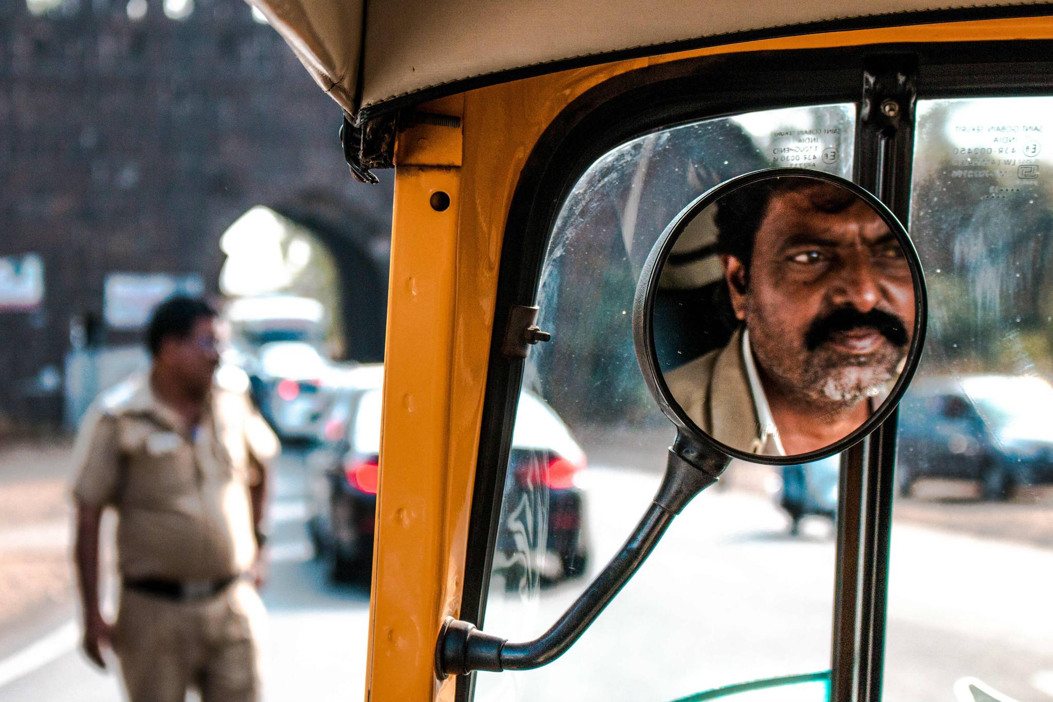 Uber joins Flipkart to offer Indians quick, safe deliveries