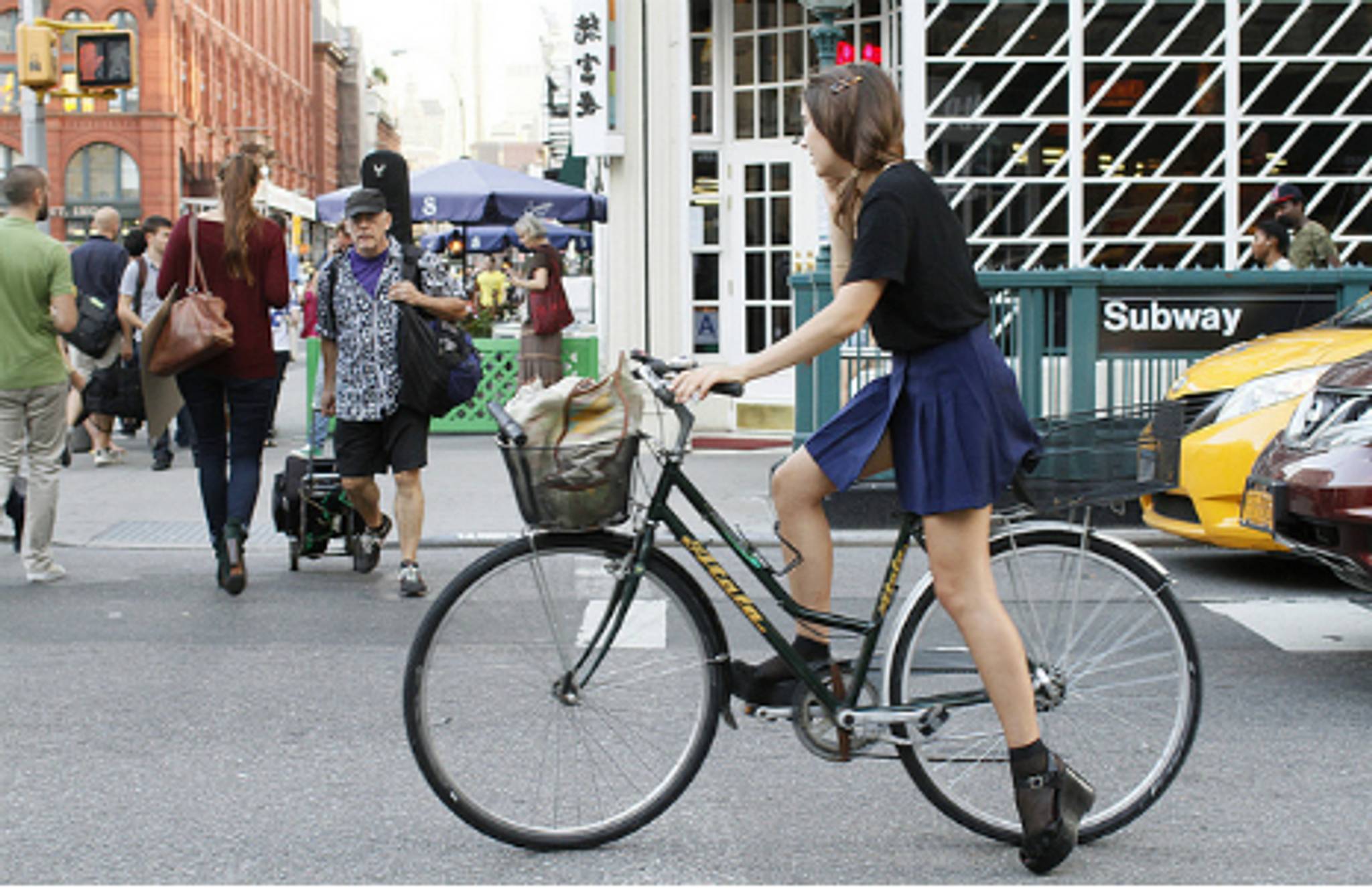 Crowdsourcing cycle safety in New York