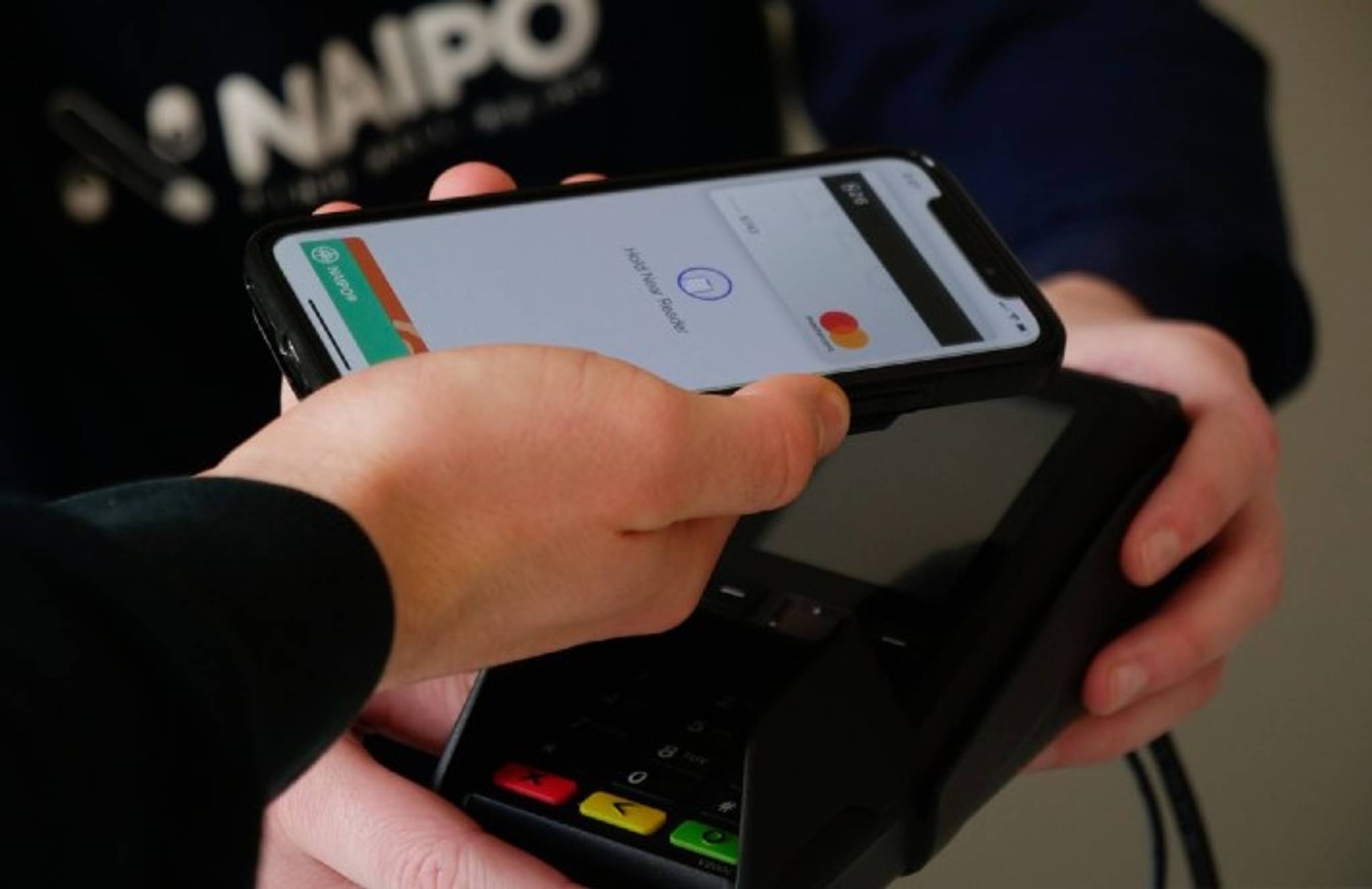 Cashless payments can lead to unhealthy choices