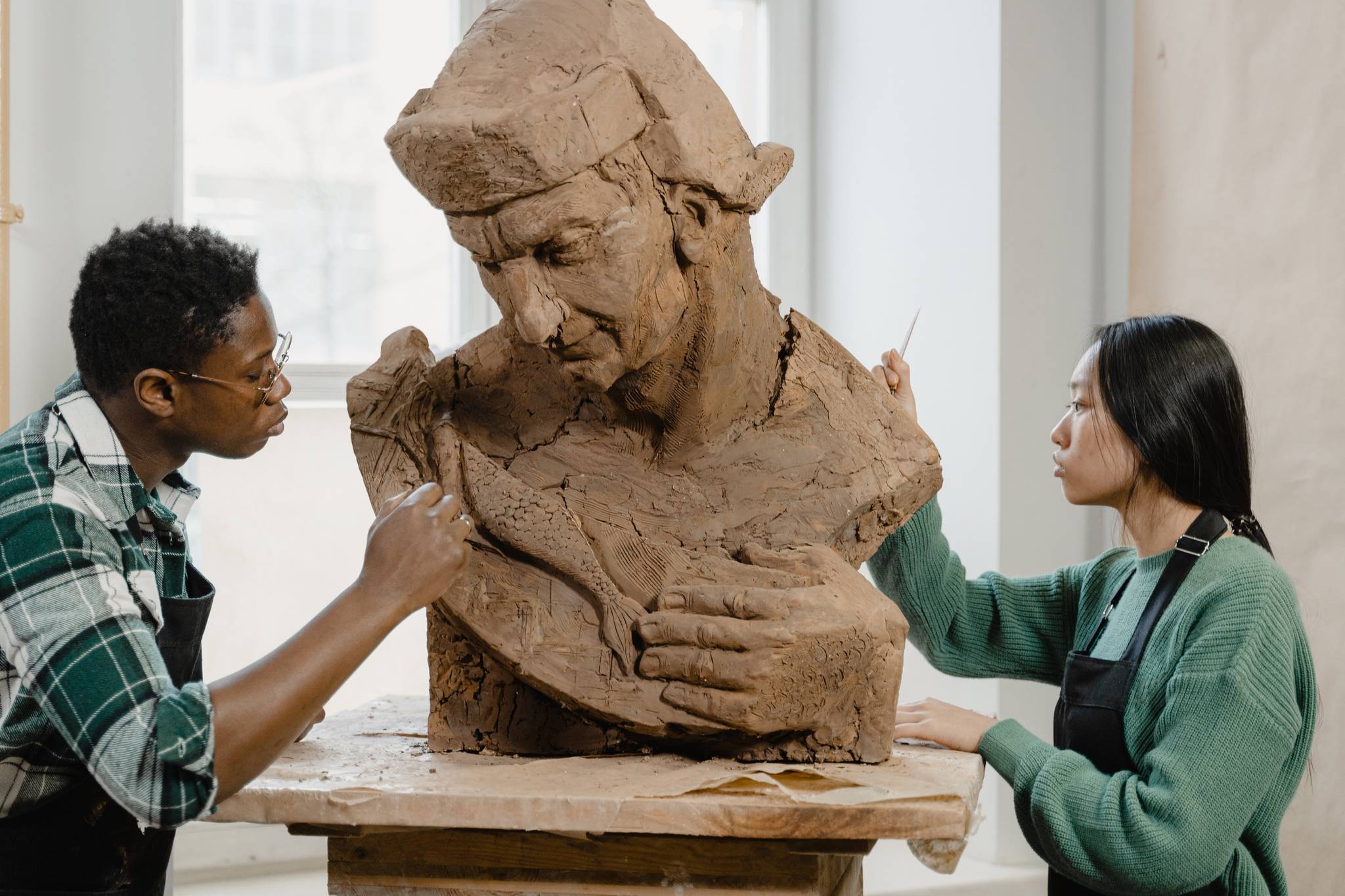 Tate diversifies museum staff with free curation course