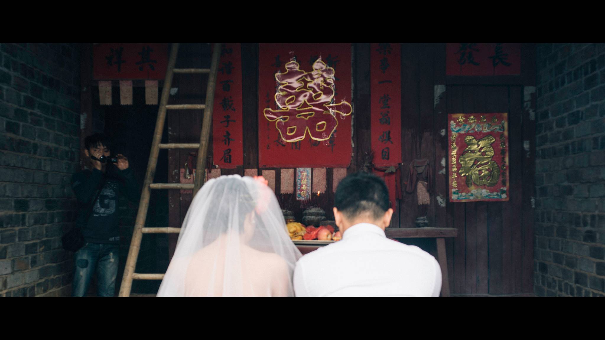 Fewer young people in China are getting married