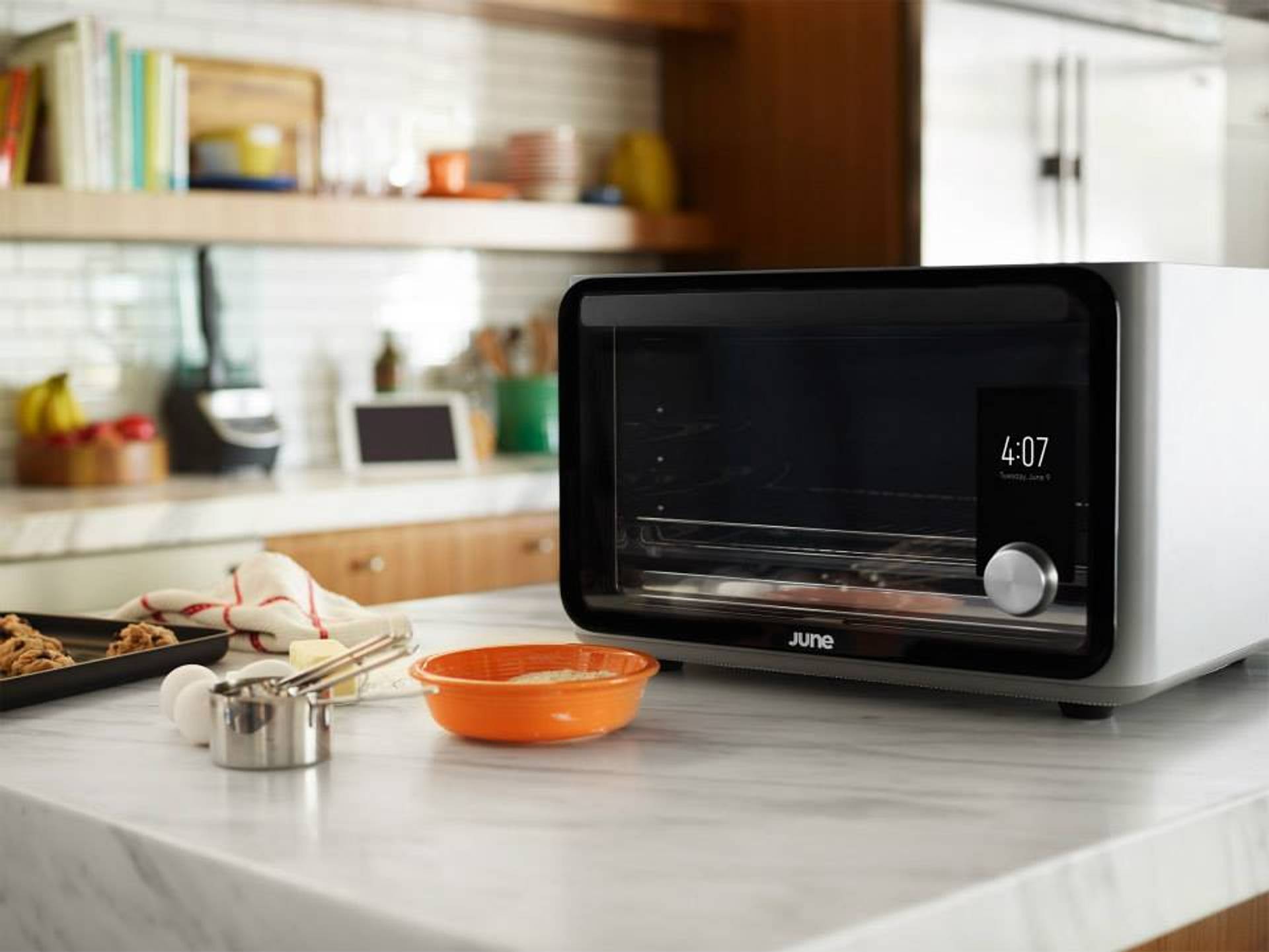The smart oven that acts like a chef