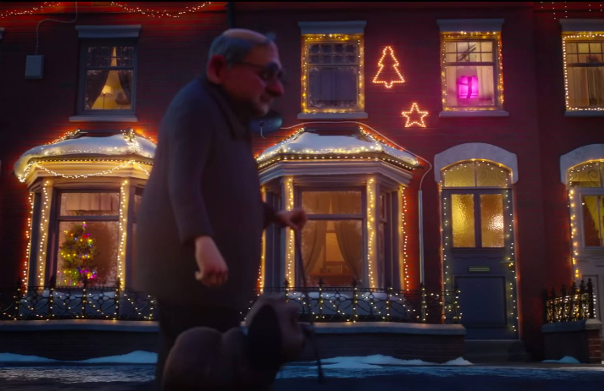 Very ad spotlights elderly loneliness at Christmas