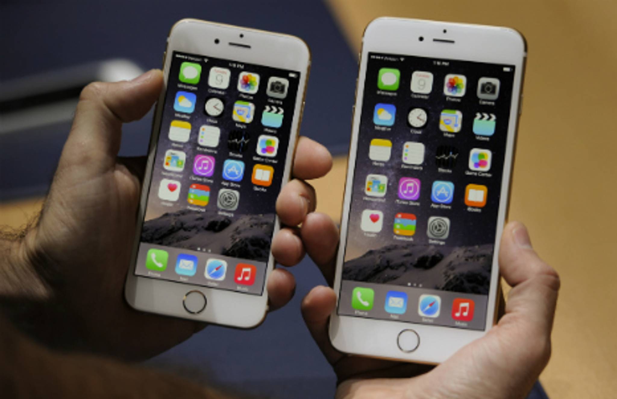 iPhone 6 Plus targets the phablet category