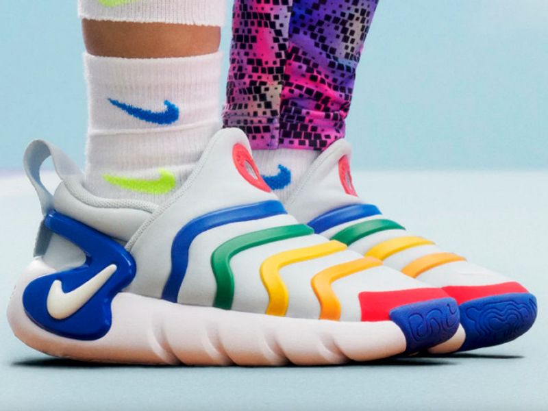 accessible nike shoes