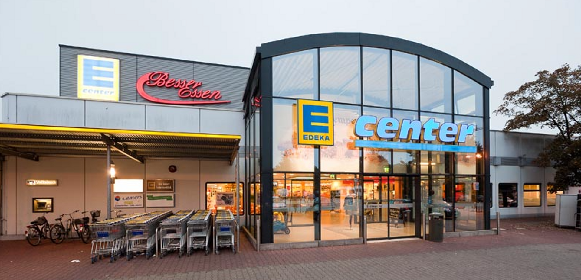 German grocery store debuts accessible jar lids