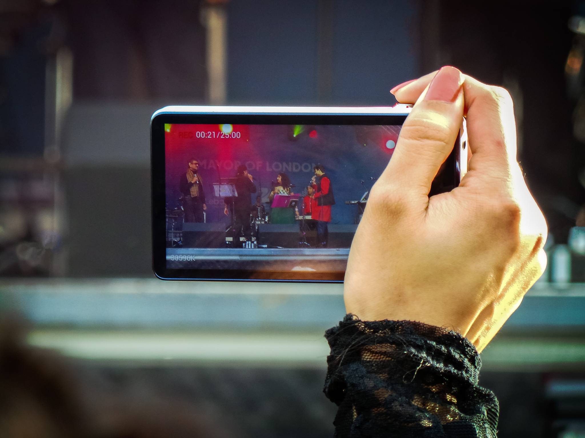 Meerkat brings live streaming to smartphones