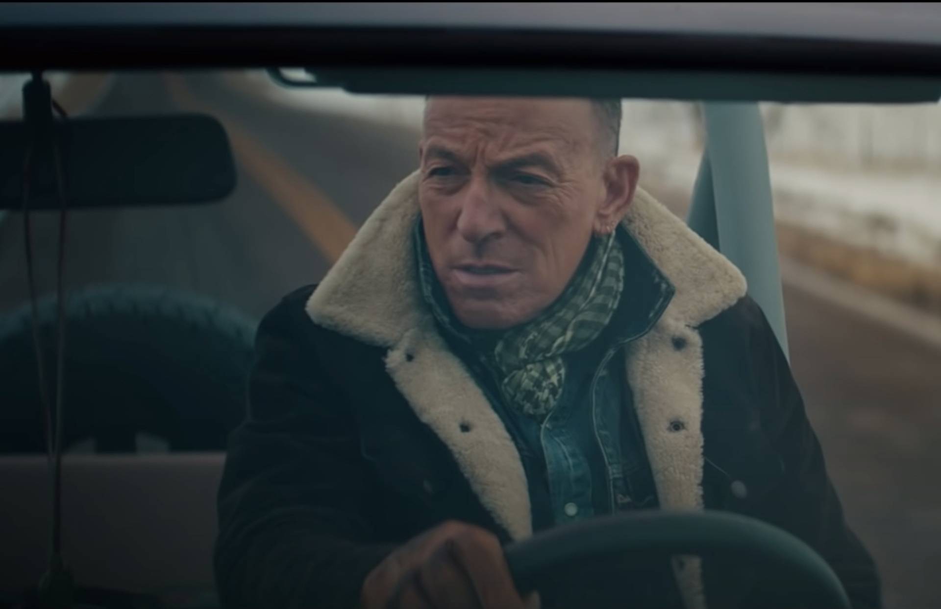 Springsteen calls for a reunited America in Jeep ad