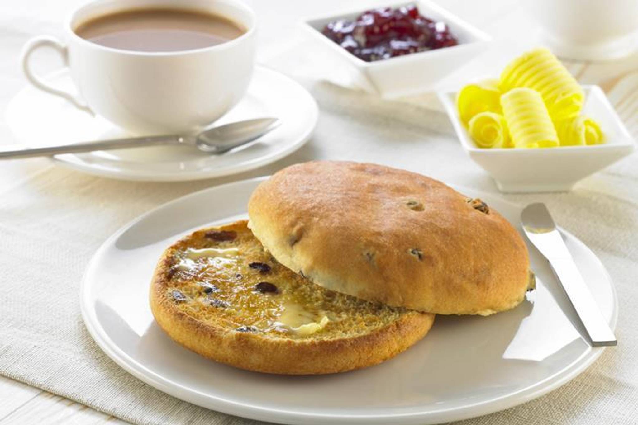 Britons turn to teacakes for a sense of nostalgia