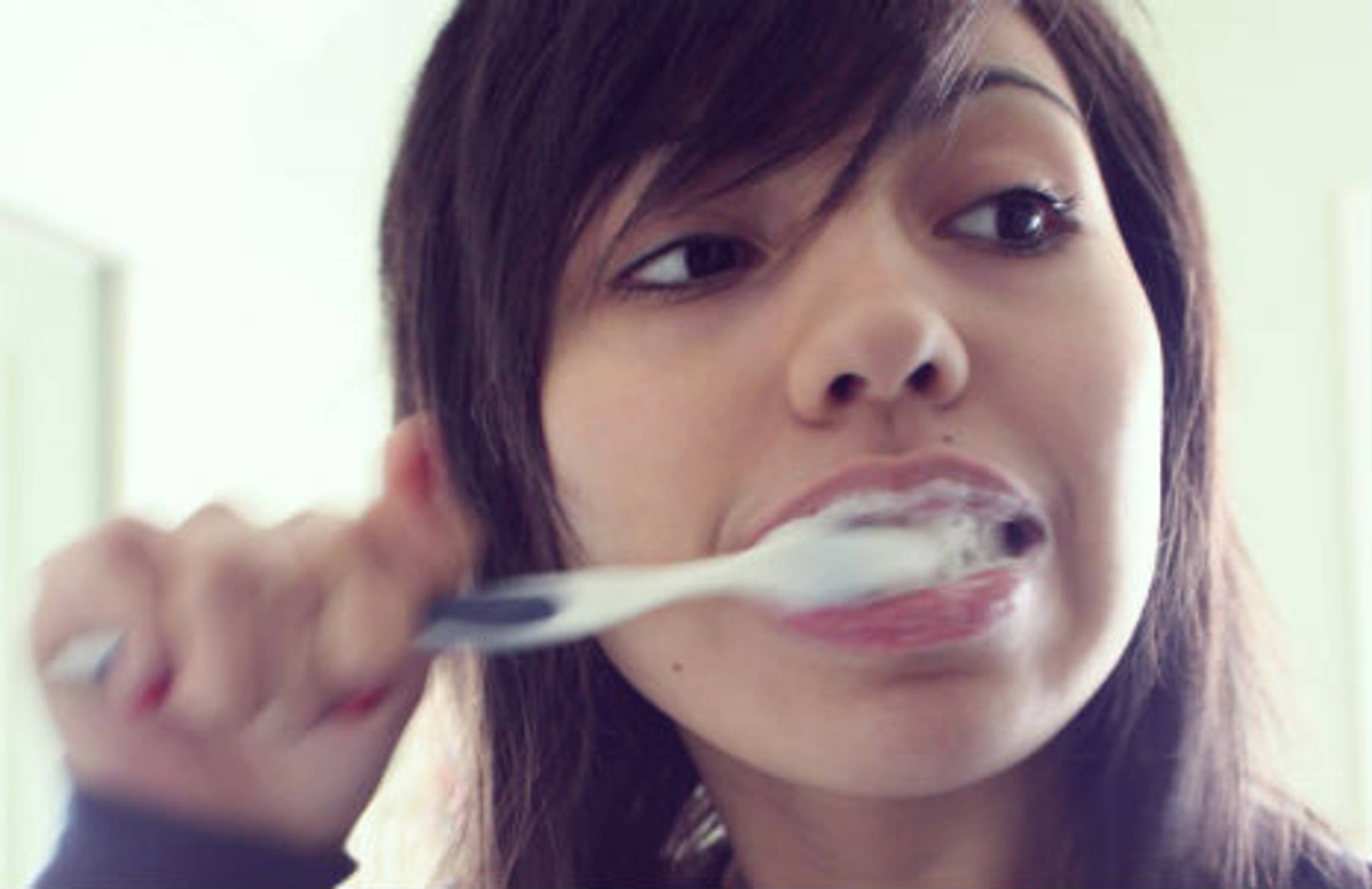 Get an energy boost as you brush your teeth