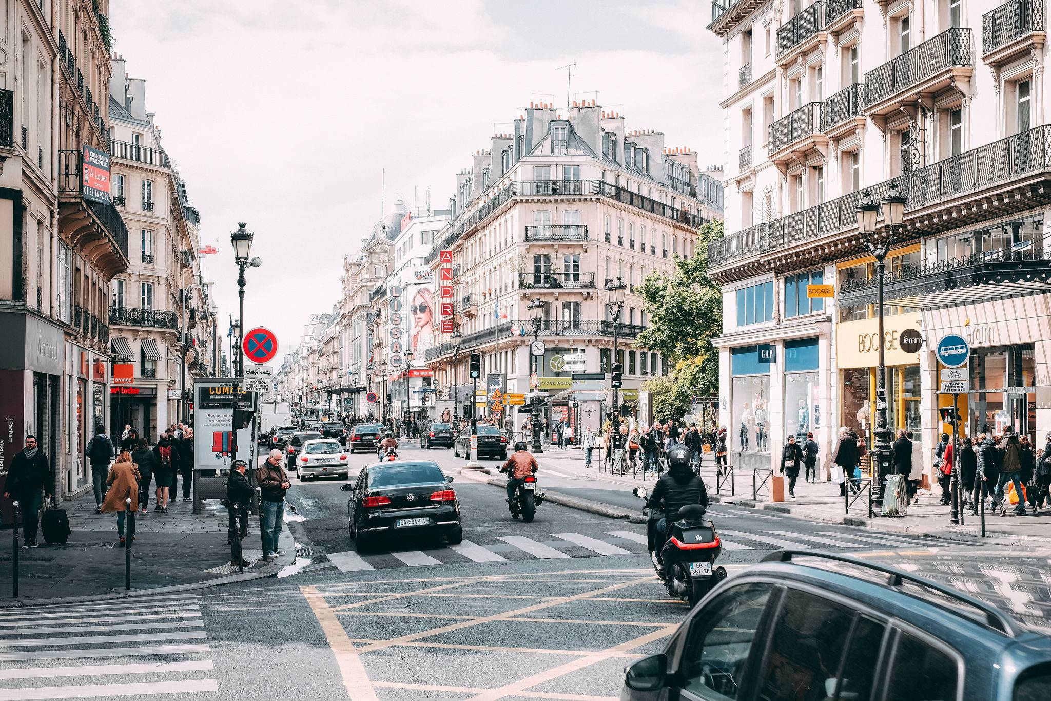 Parisians prioritise wellbeing over pay