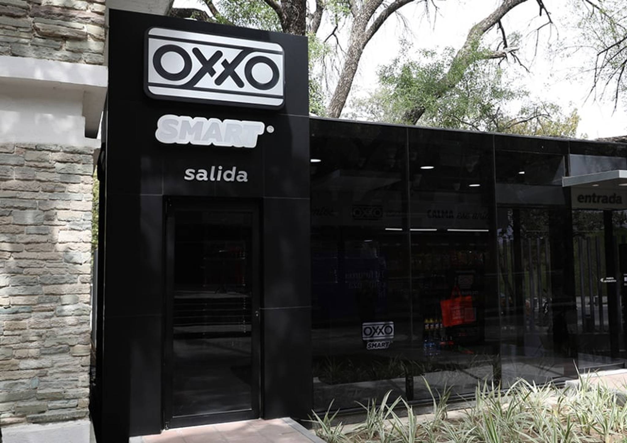 Oxxo smart store brings frictionless shopping to Mexico