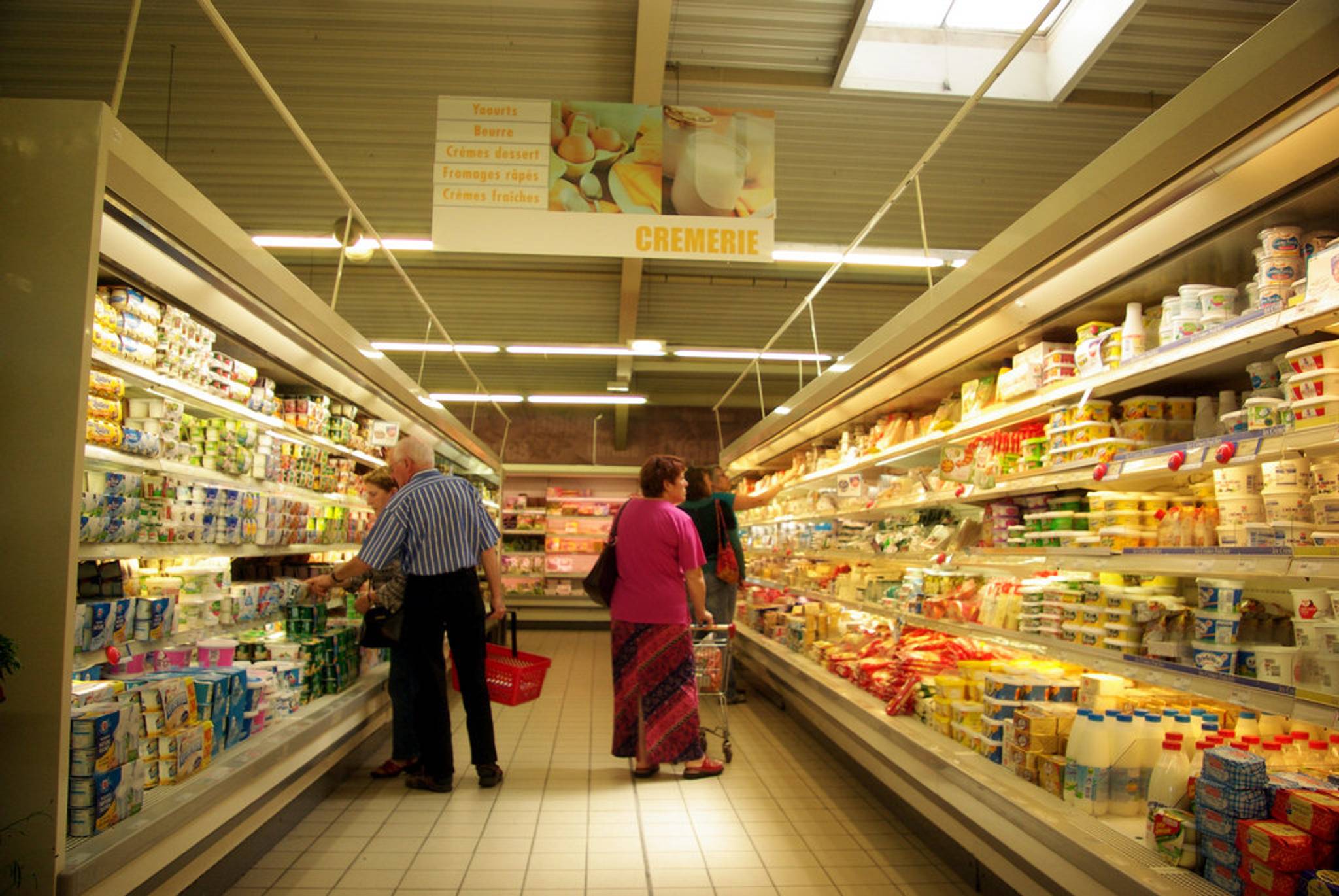 Coded labels are being trialled on French food