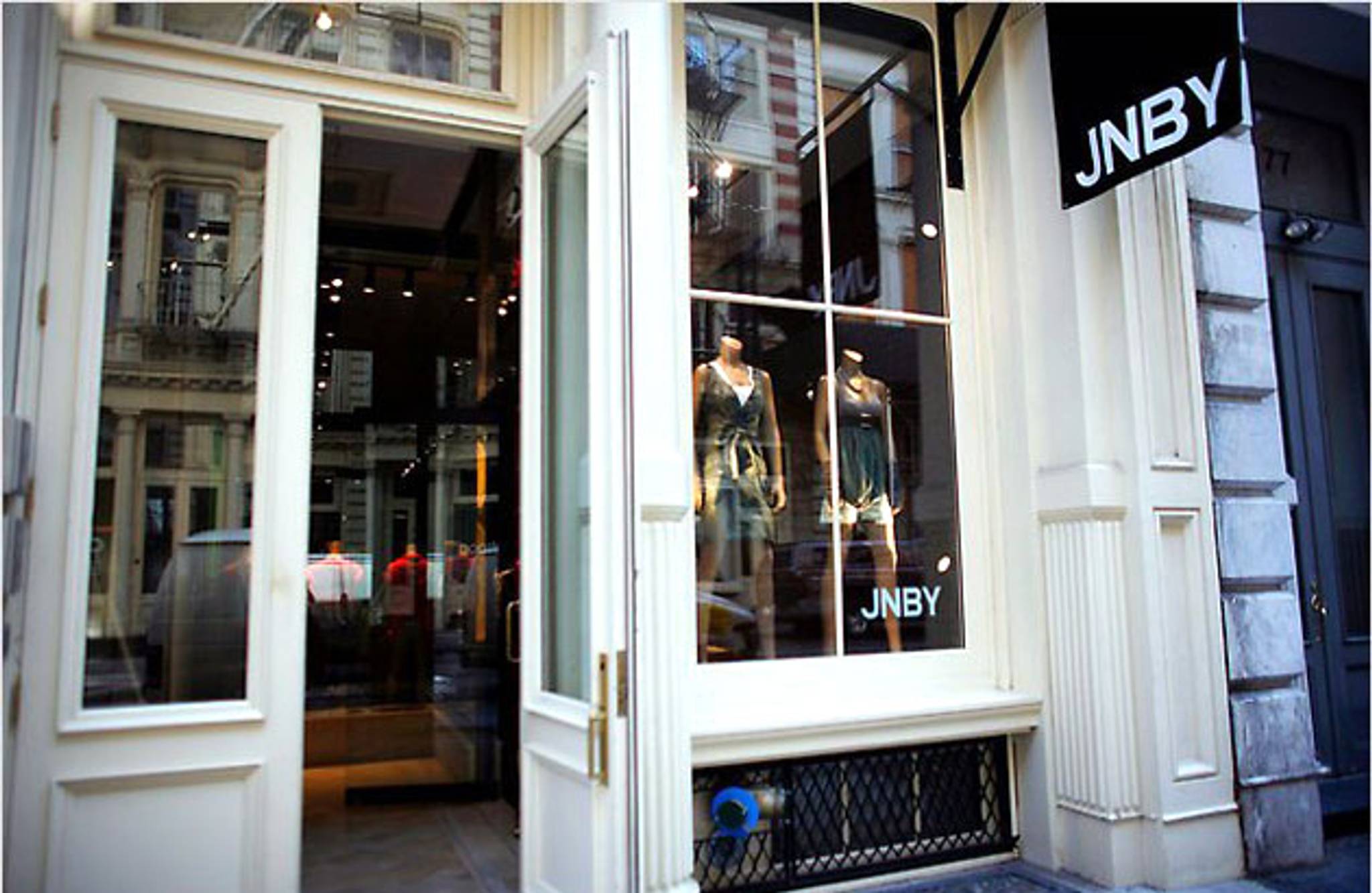 JNBY's modern luxury
