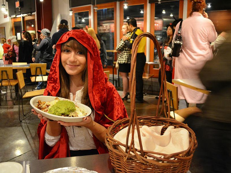 Chipotle offers a healthy halloween Canvas8
