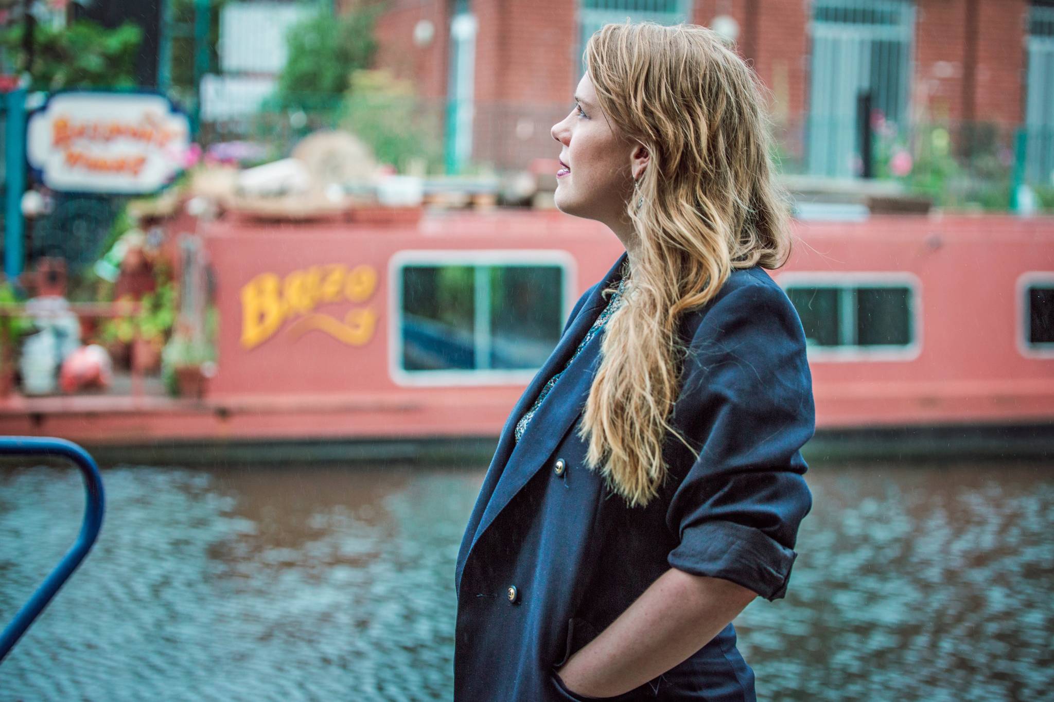 Boat-dwellers: young Brits take to the waterways