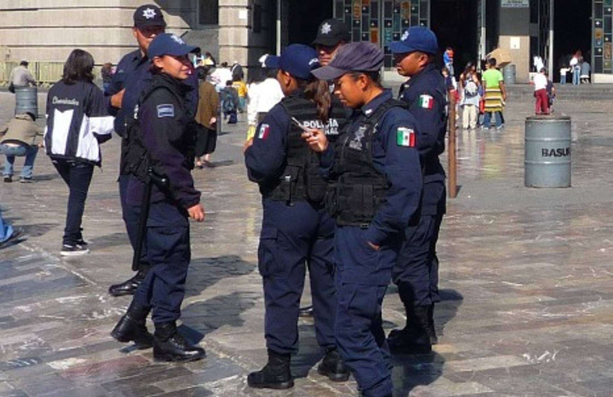 Text the Mexican police