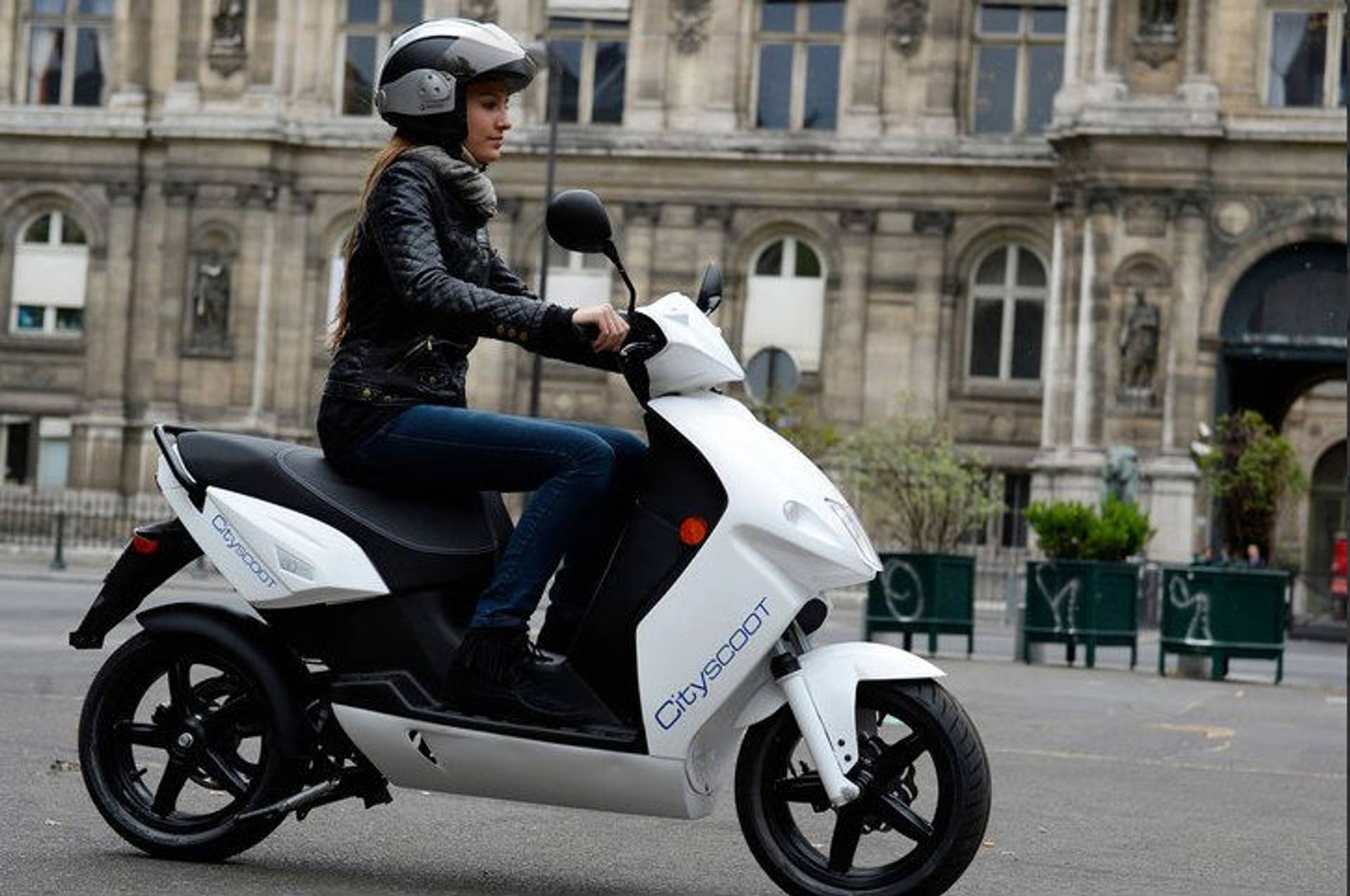 Paris allows you to rent electric scooters