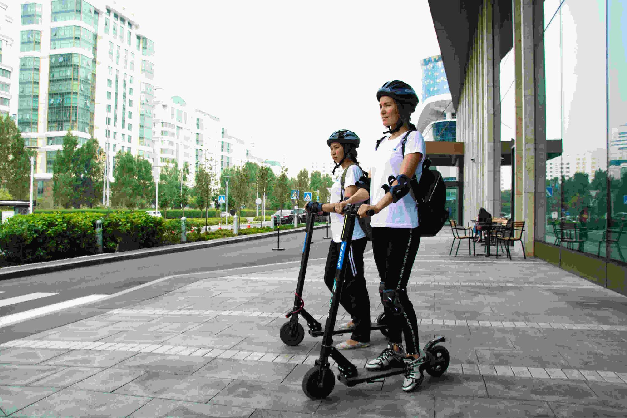 Uber's e-scooters target eco-minded commuters