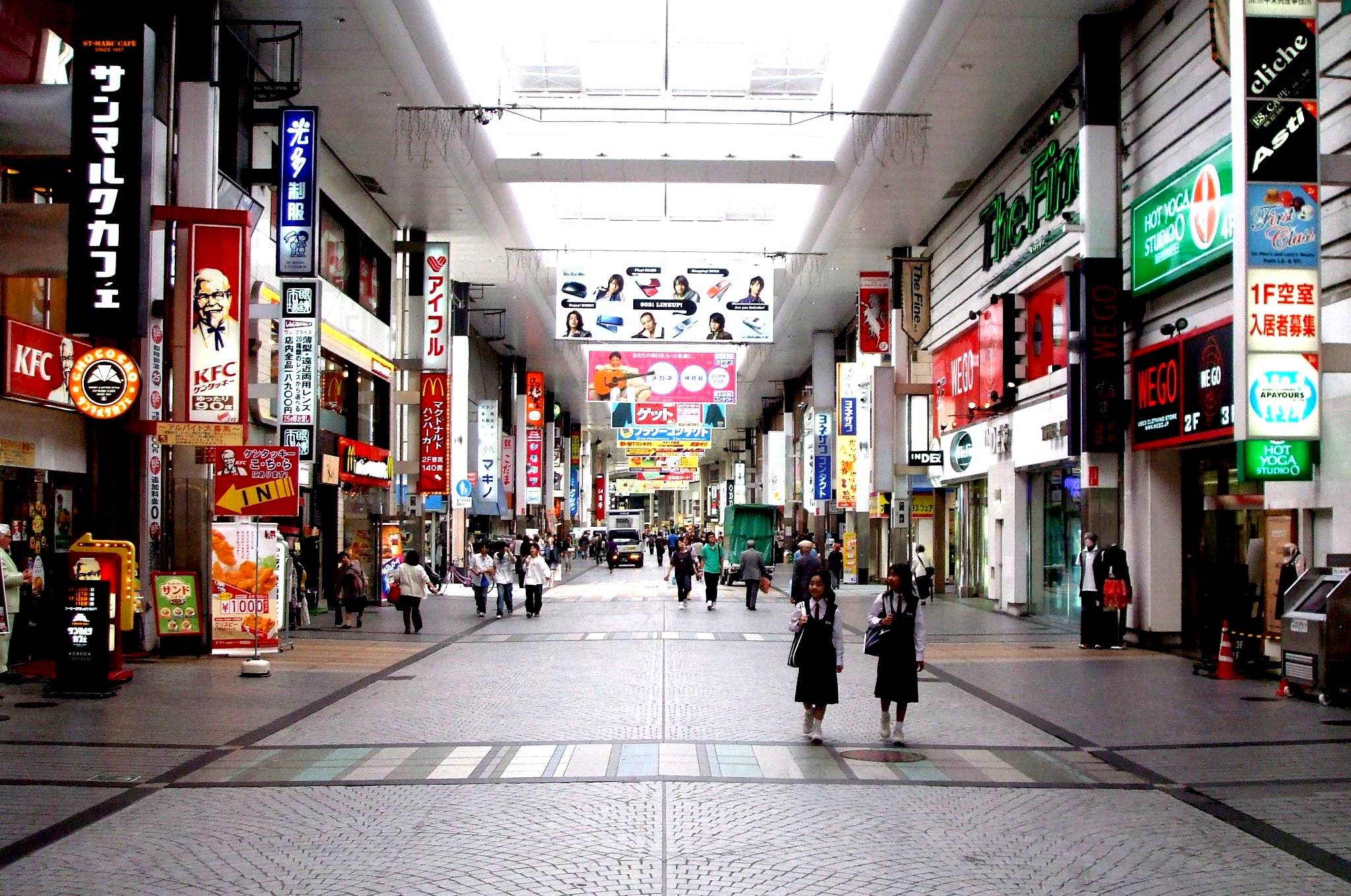 Japanese consumers prefer brick and mortar stores