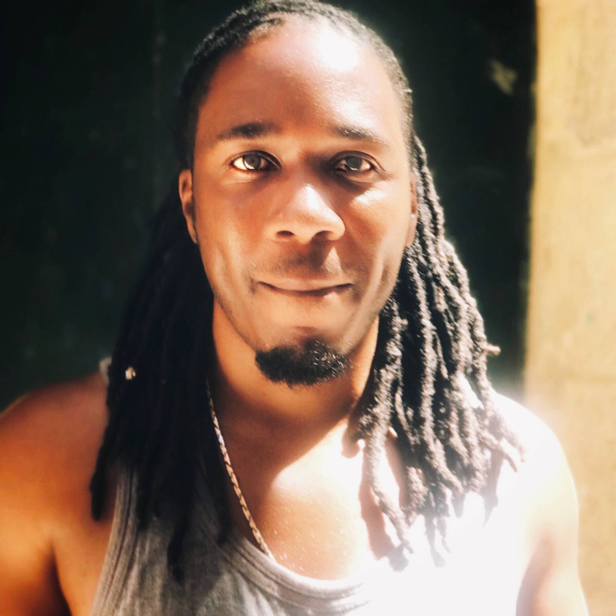 image-7df9f0e4053541754955abdf6524b897b08224c8-1200x1200-jpg