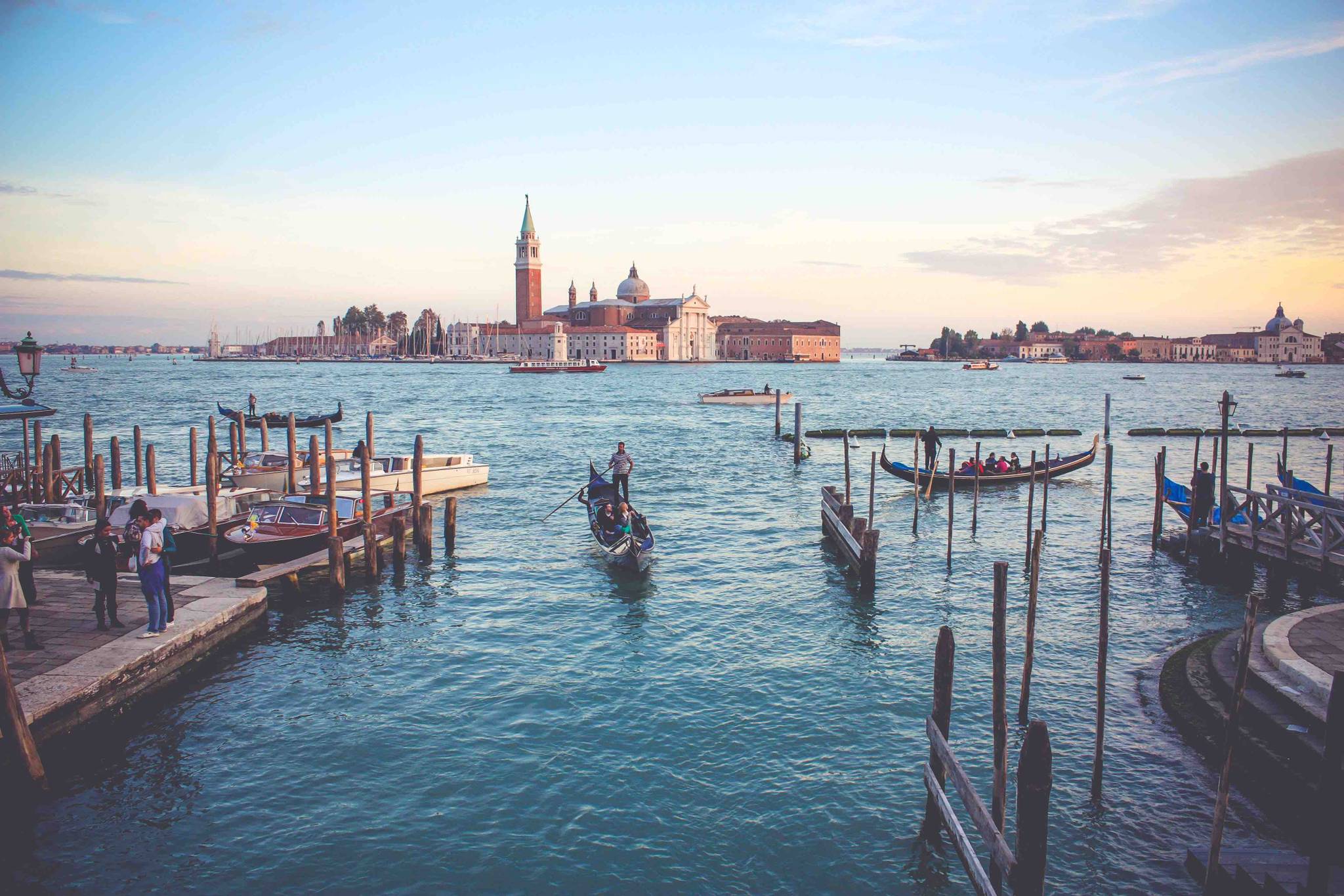 Venice bans fast food to preserve its culture