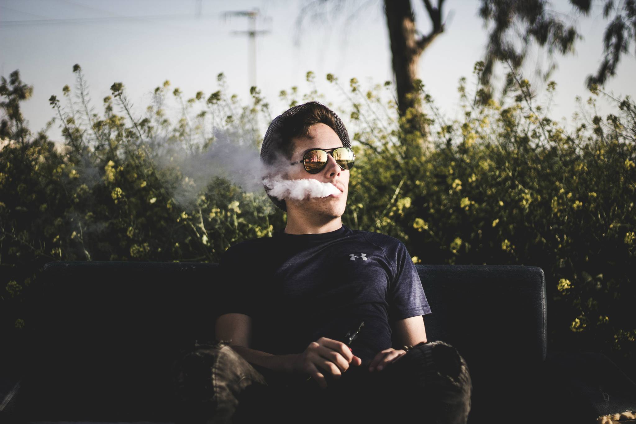 People are confused about the risks of teenage vaping