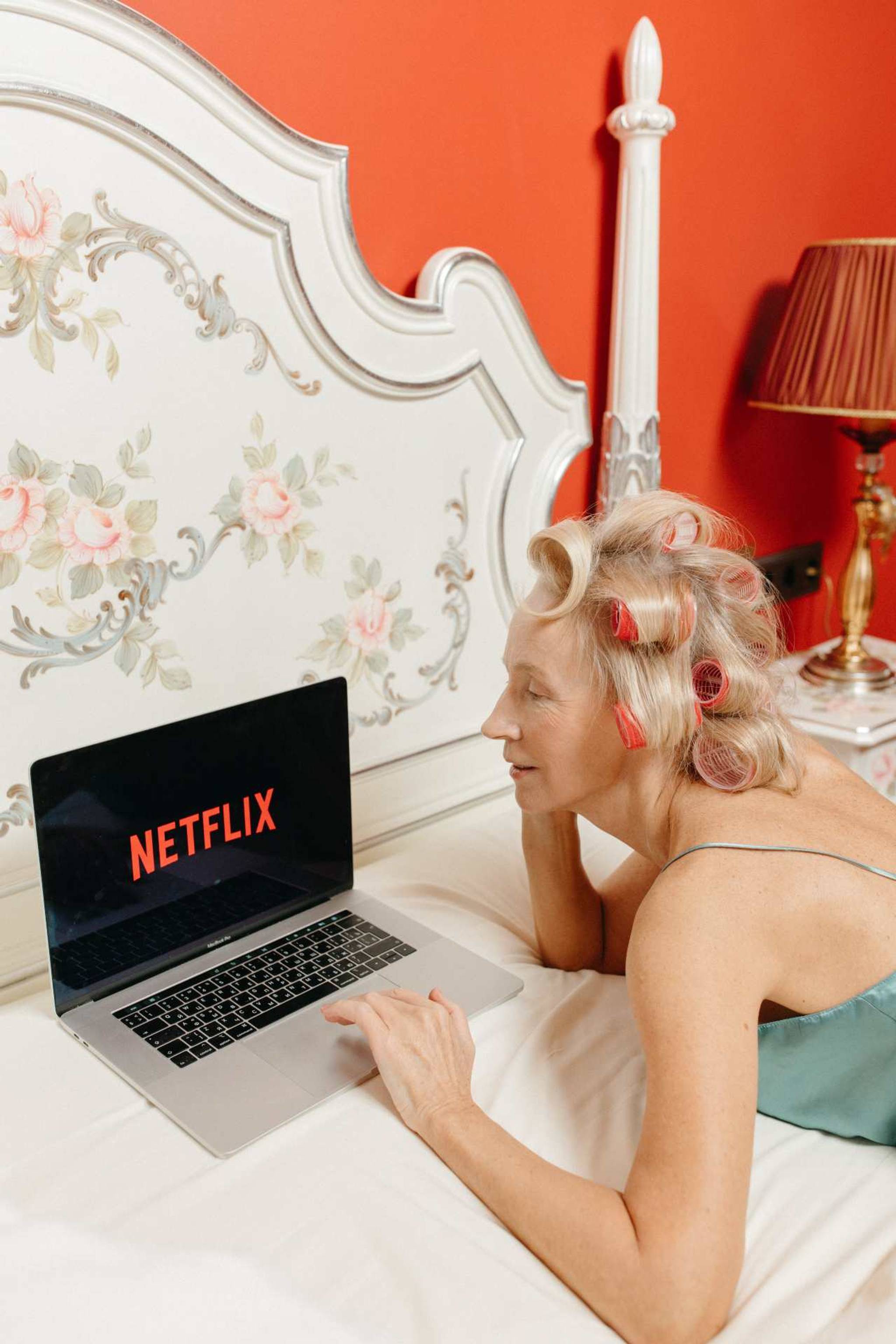 Netflix seeks to tap silver streamers as key cohort