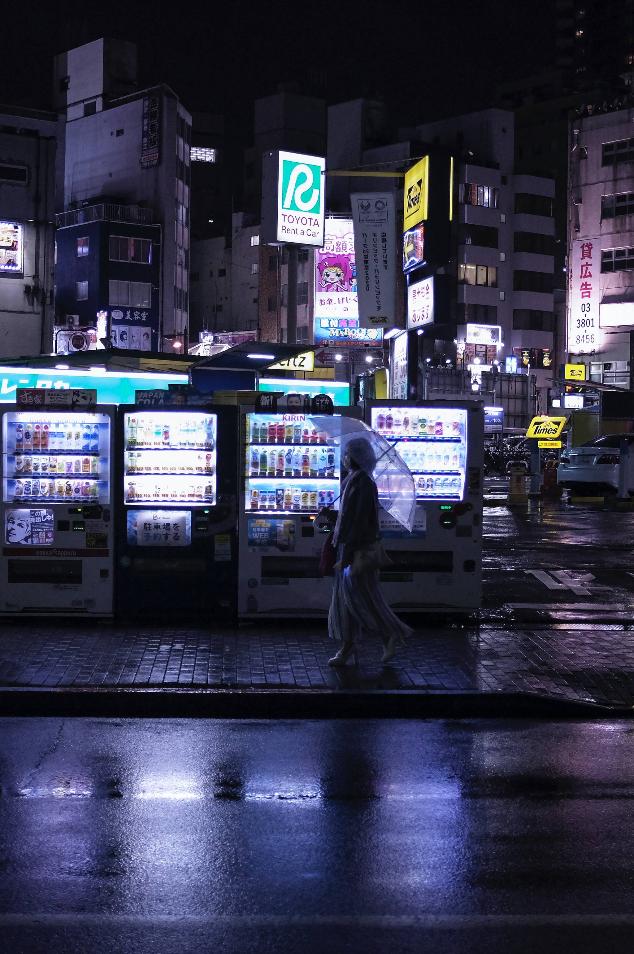 Asahi's green vending machines court eco-minded drinkers