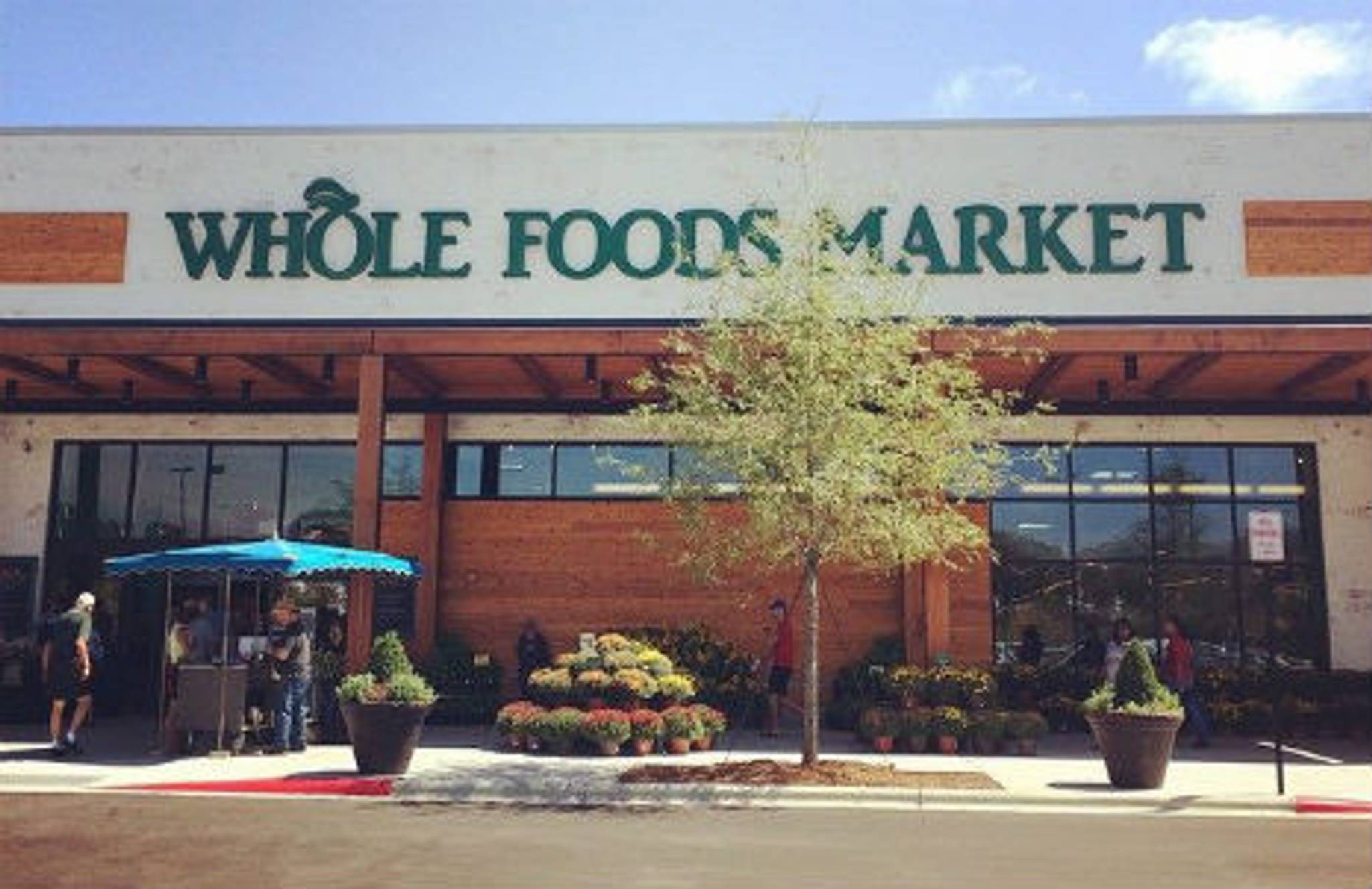 Whole Foods plans one hour grocery delivery