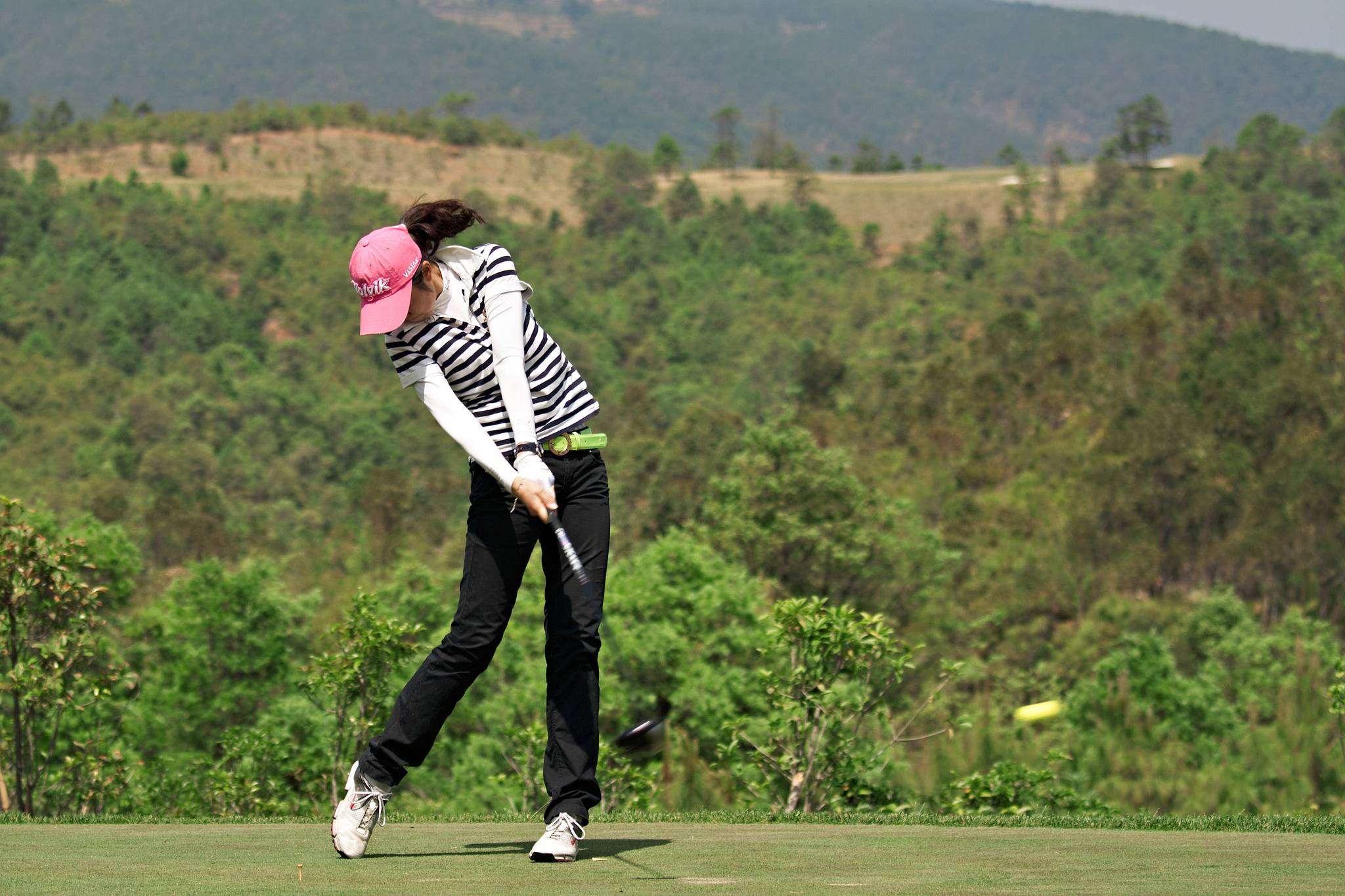 Golf is now a mandatory subject in a Chinese school