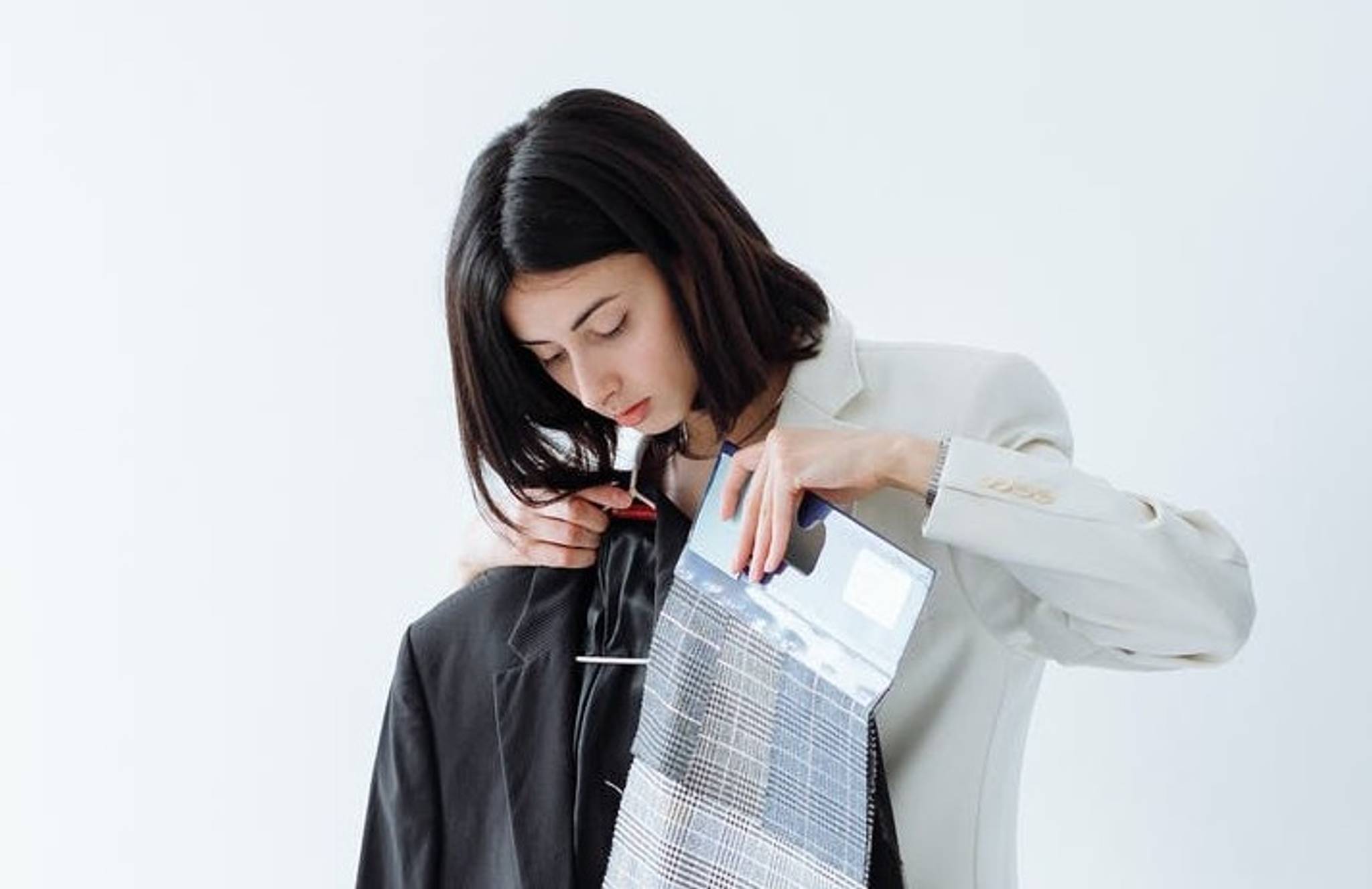 Brands create virtual clothes in sustainable push