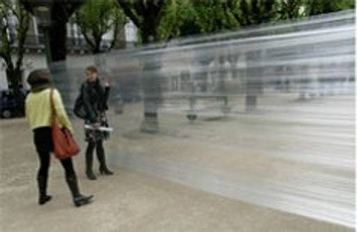 Cellophane City? Plastic arts change urban landscape