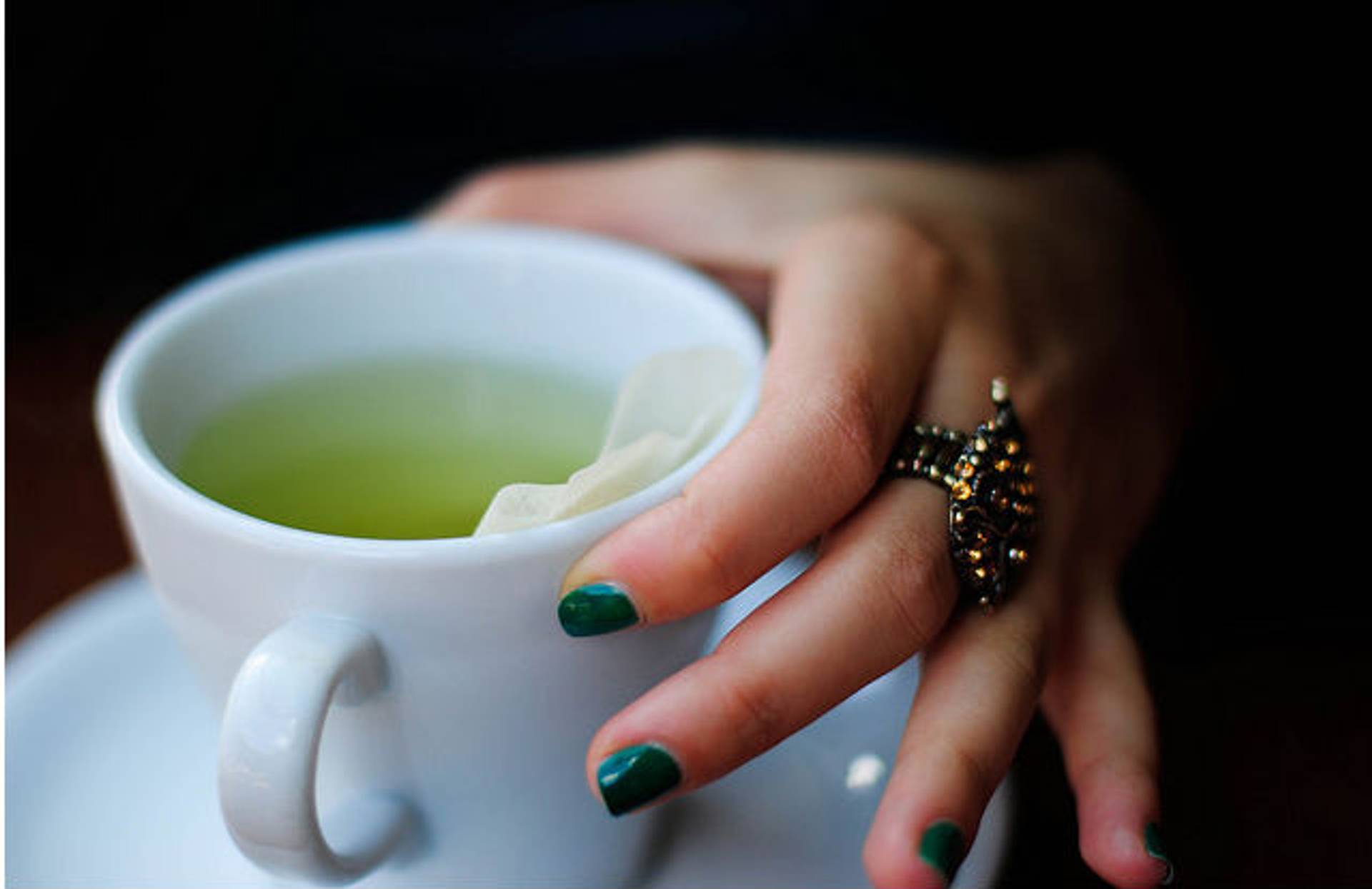 Health-conscious Indians drink green tea