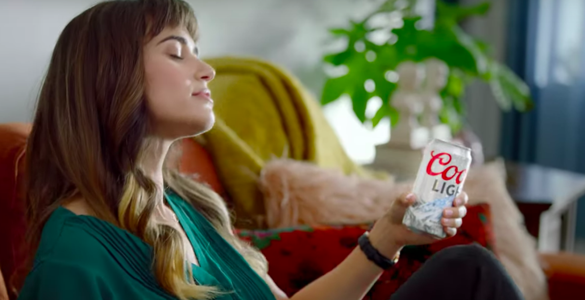 Coors Light ad shakes off ‘manly’ beer stereotype