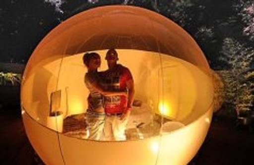 Bubble Hotel opens in france