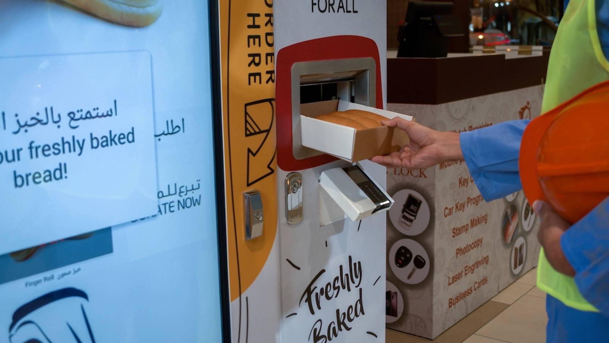 'Bread for All' machines fight food poverty in Dubai