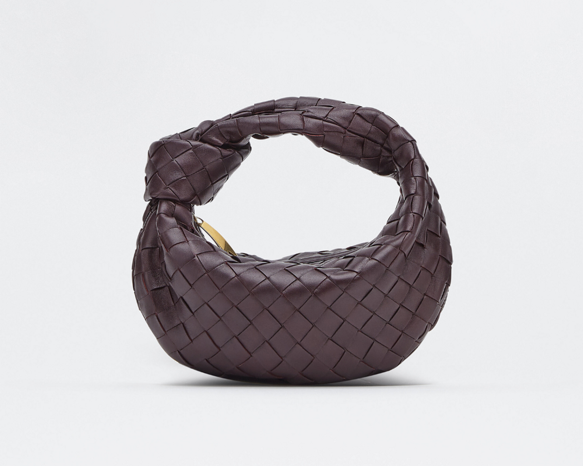 Bottega Veneta spotlights quality with lifetime warranty